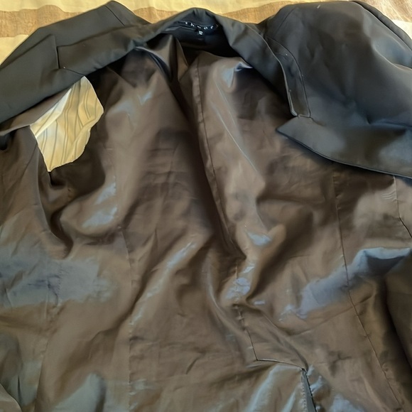 Theory Gabe One Button
Stretch Wool Blazer Style #
80001199. Black Size 12 - Picture 14 of 17